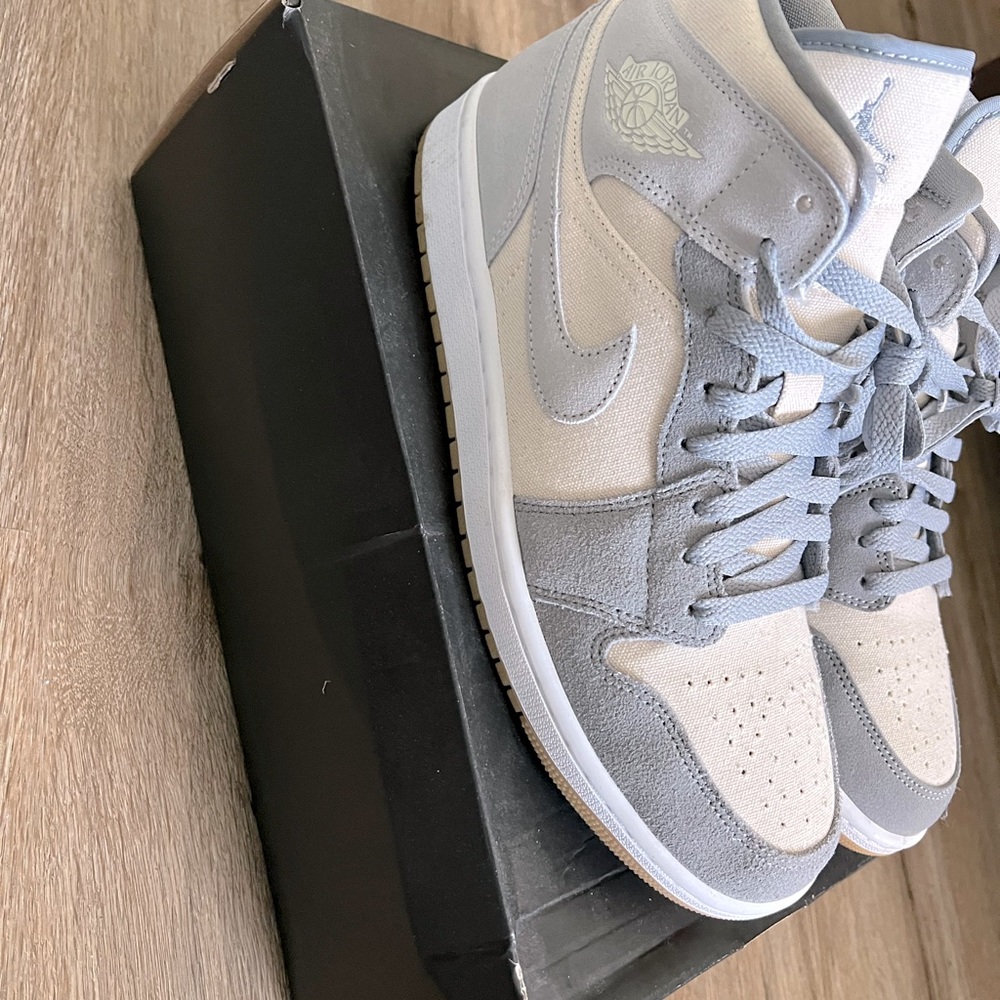 Jordan 1